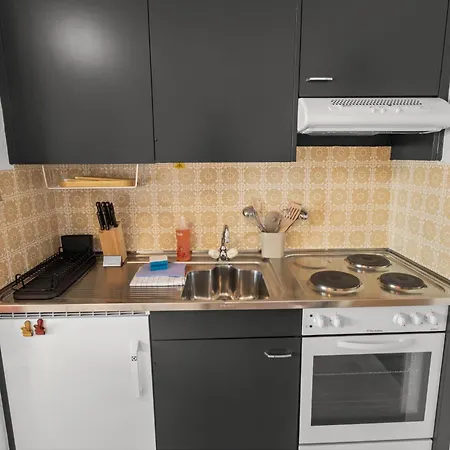 Escapade Romantique Avec Vue, Balcon Et Parking Apartman *